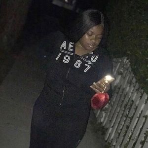 Meet your Posher, Destiny